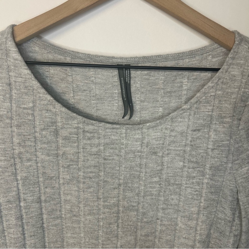by Anthropologie Women’s Grey Scoop Neck Ribbed Side-Slit Tunic Sweater, Medium - Picture 4 of 10